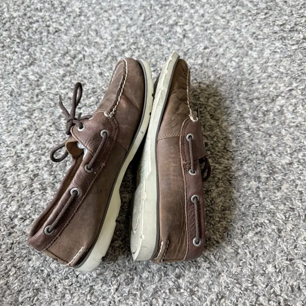Sperry boat shoes